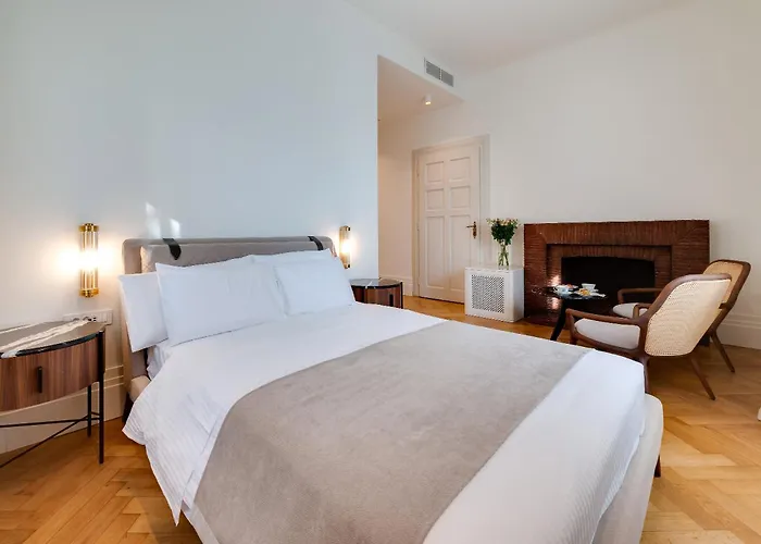 Ariston Ξενοδοχείο 4*