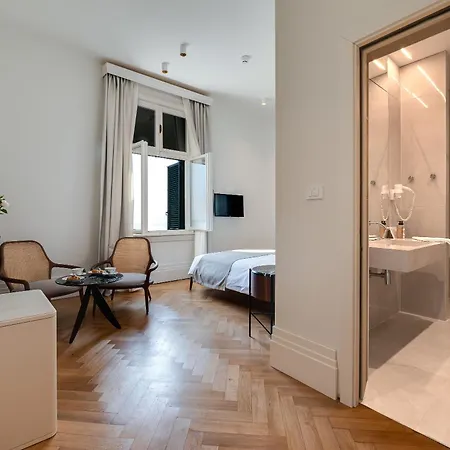 Ariston Отель 4*