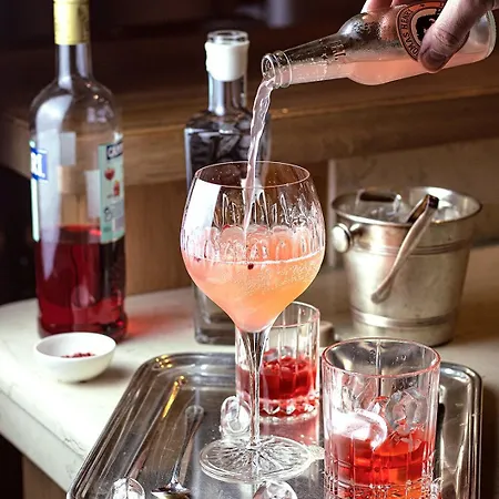 Отель Ariston 4*